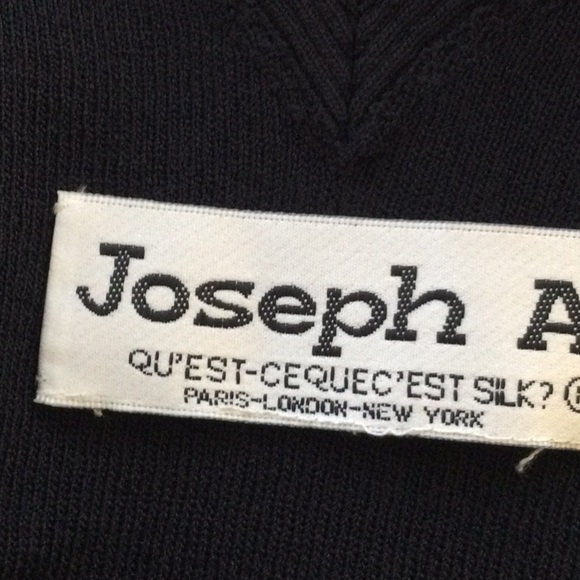 Joseph A  Woman’s Black Sleeveless Top size M beads on bottom trim.      #275 - Picture 7 of 11